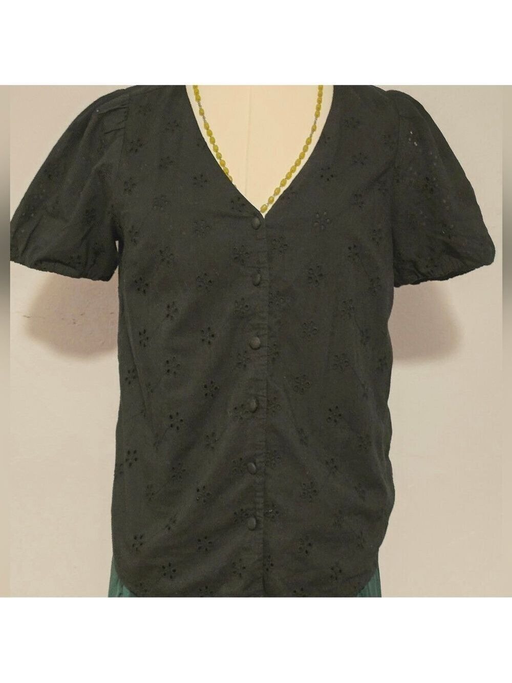 J Crew Eyelet Sweetheart Neckline Puff Sleeve Top